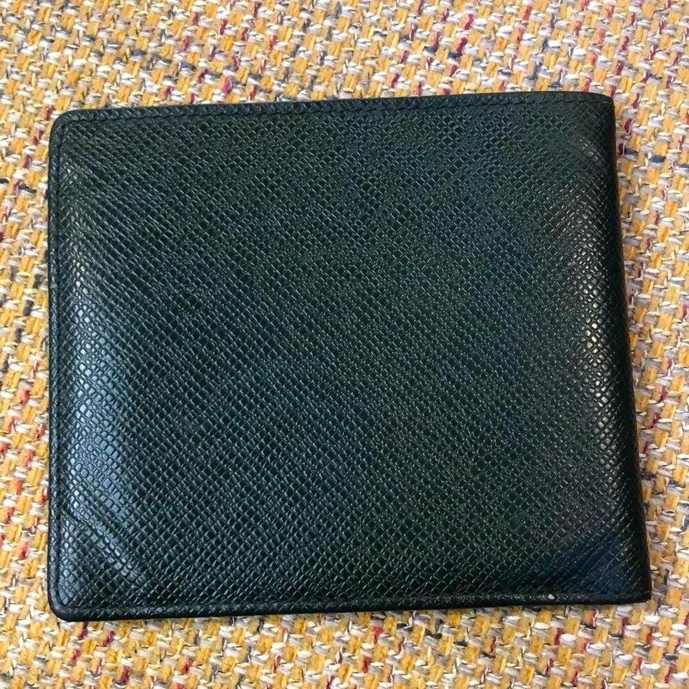 LOUIS VUITTON Green Taiga Leather Bifold Wallet Vintage